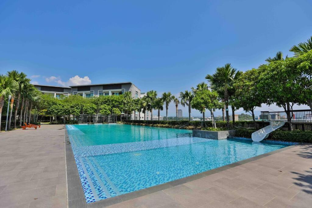Apartment Seashore The Loft Imago By Haybay Kota Kinabalu